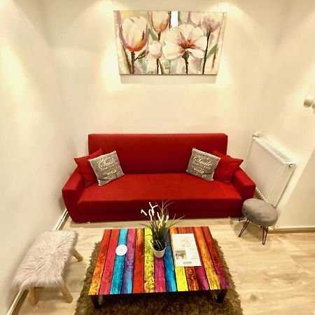 Modern Old Town Central Apartment Bukarest Kültér fotó