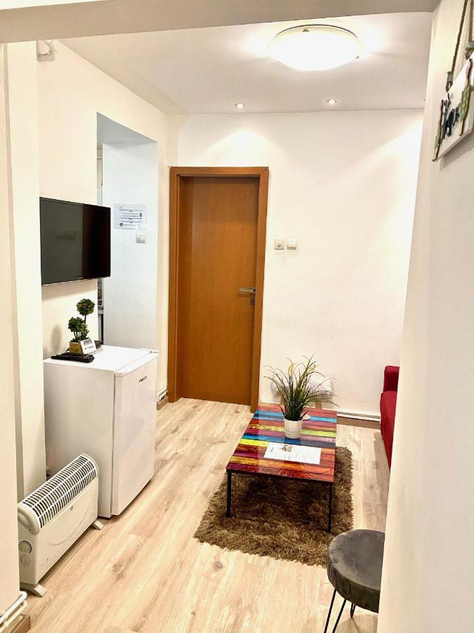 Modern Old Town Central Apartment Bukarest Kültér fotó